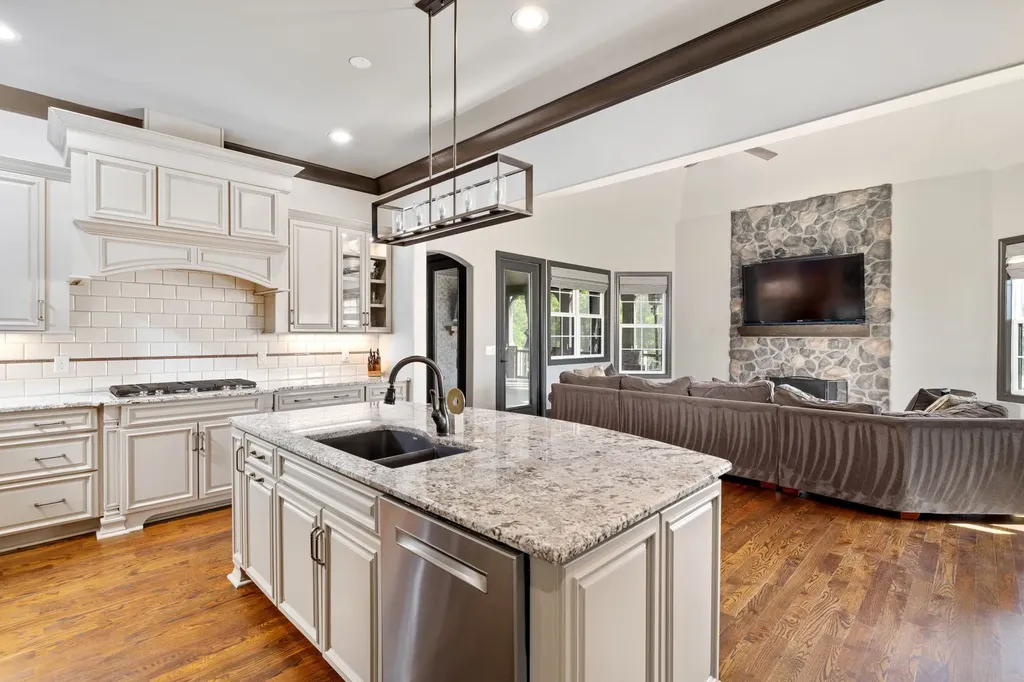 2713 Deer Haven Court Franklin TN 37067