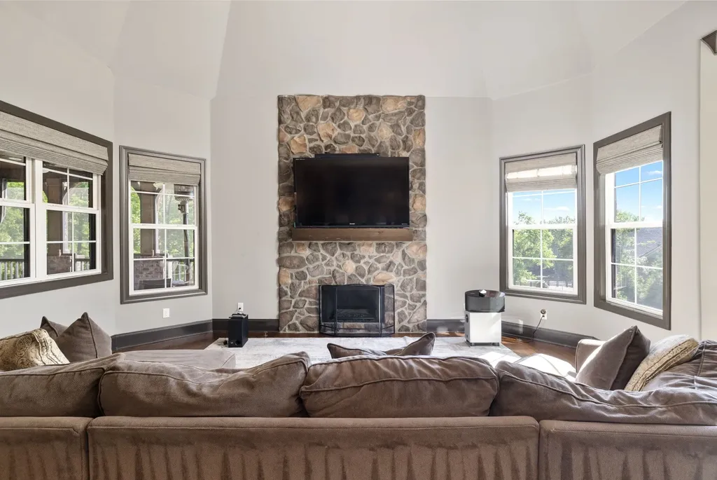 2713 Deer Haven Court Franklin TN 37067