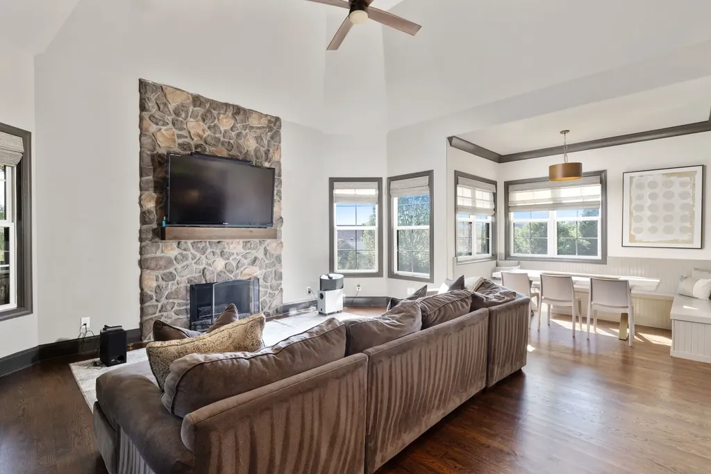 2713 Deer Haven Court Franklin TN 37067