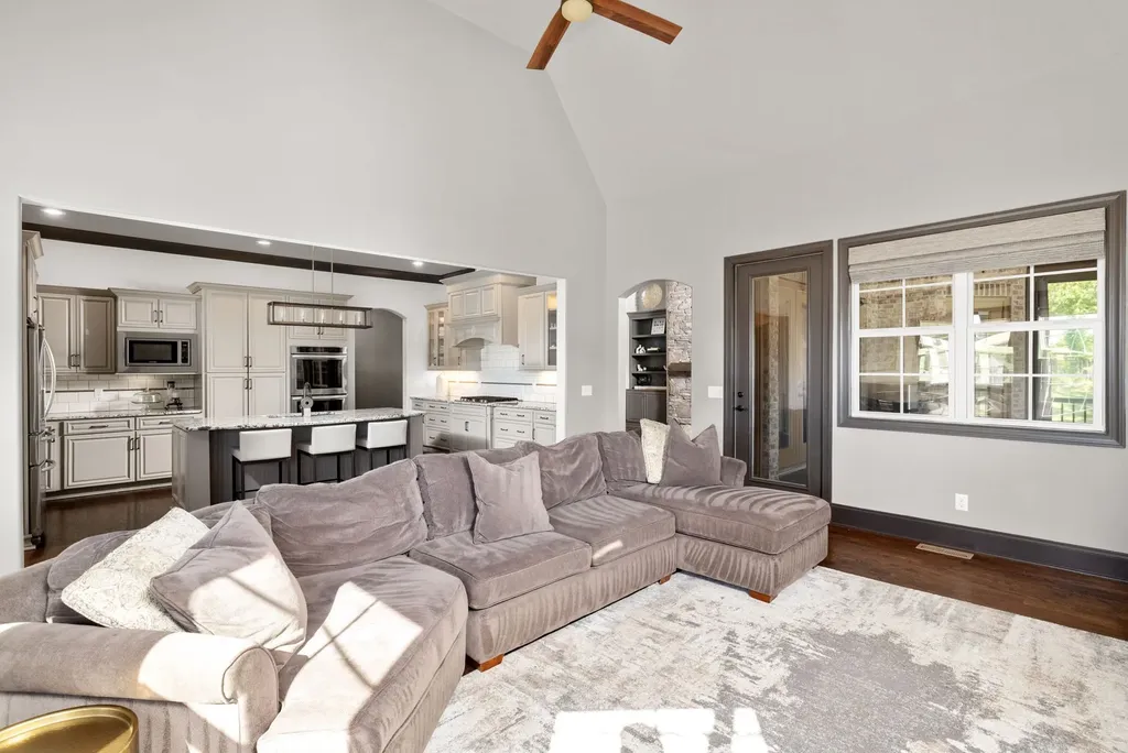 2713 Deer Haven Court Franklin TN 37067