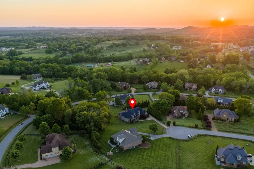 2713 Deer Haven Court Franklin TN 37067