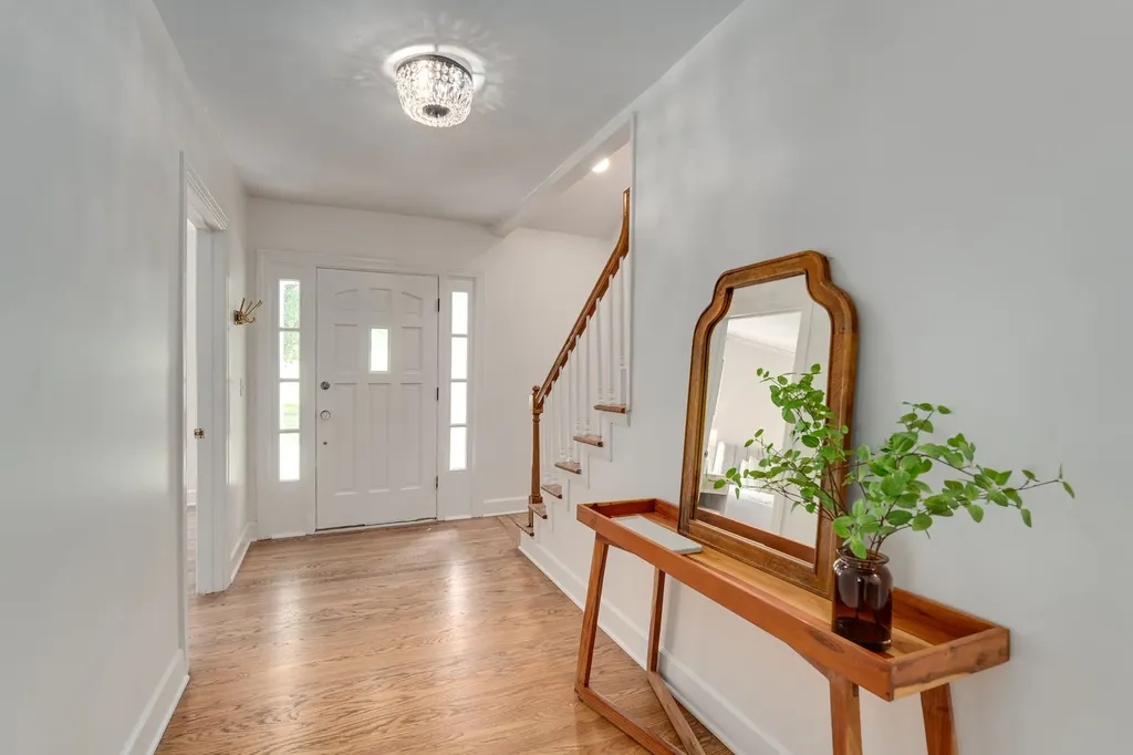 4025 Lealand Lane Nashville TN 37204