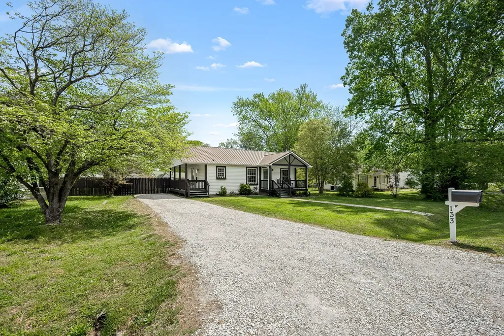 133 Ham Street Tullahoma TN 37388