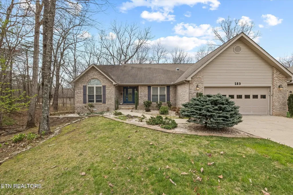 183 Trentwood Drive Crossville TN 38558