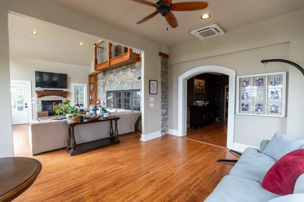 2990 Mcgavock Pike Nashville TN 37214