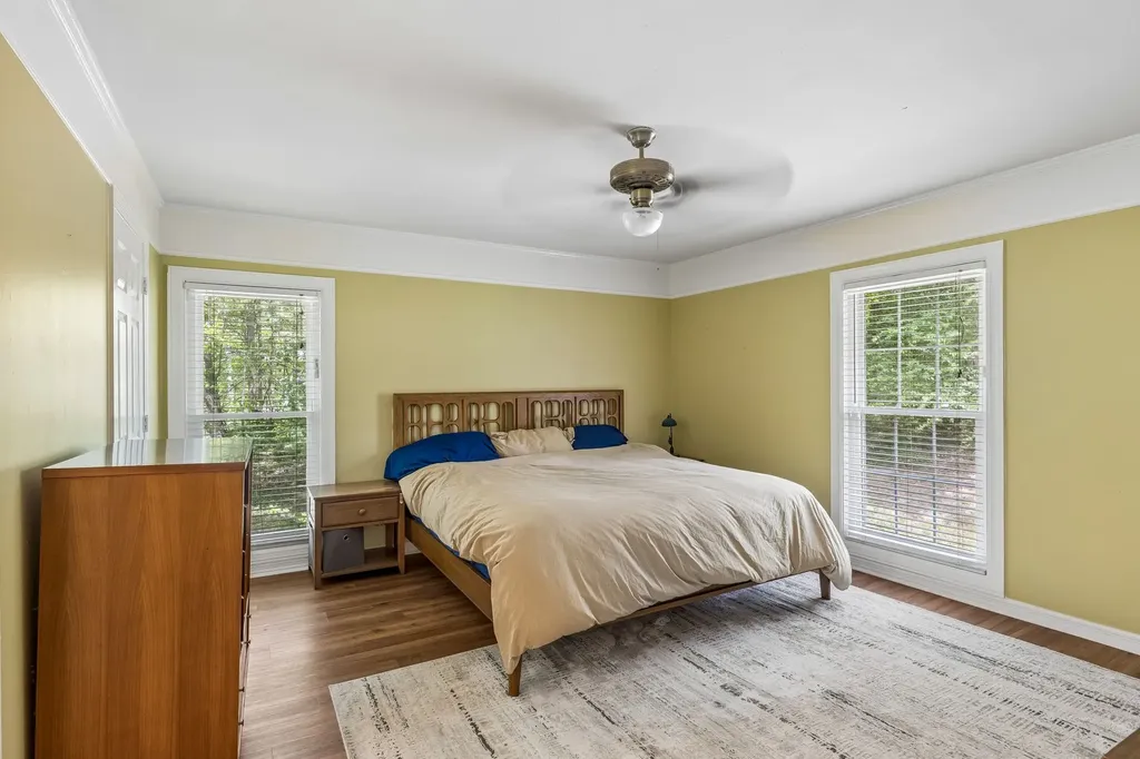 1912 Graceland Drive Goodlettsville TN 37072