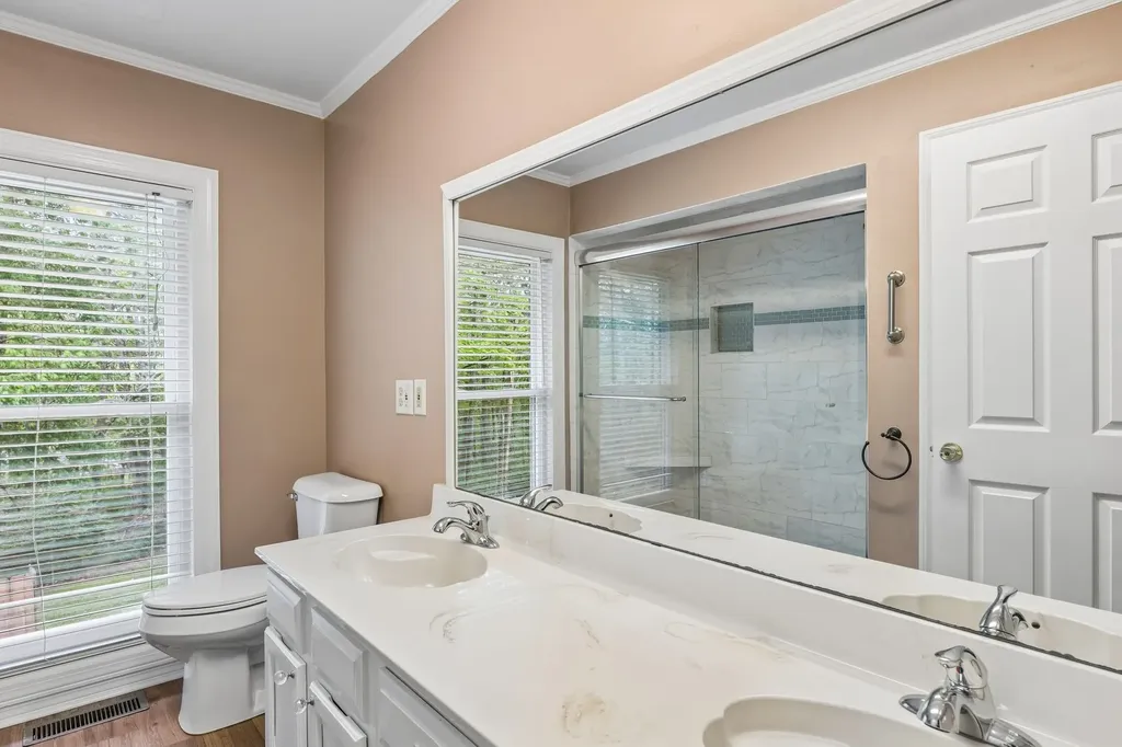 1912 Graceland Drive Goodlettsville TN 37072