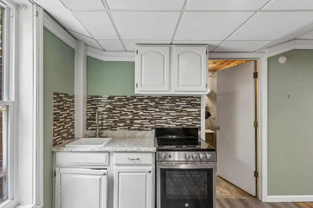 1912 Graceland Drive Goodlettsville TN 37072
