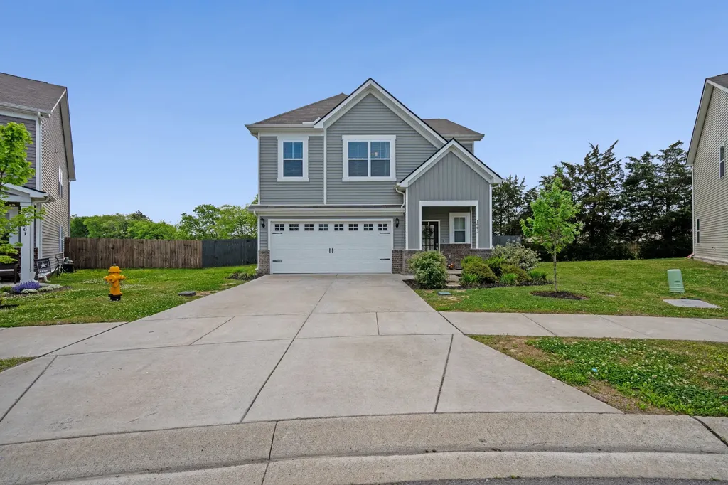1003 Baltusrol Lane Lebanon TN 37087