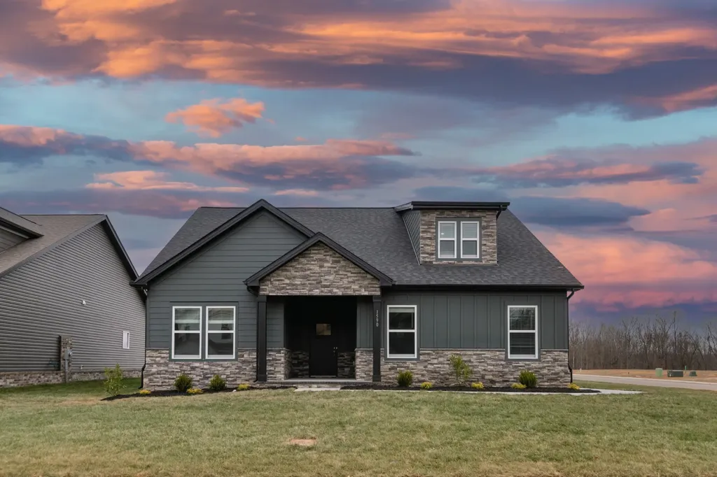 121 Miller Farm Clarksville TN 37043