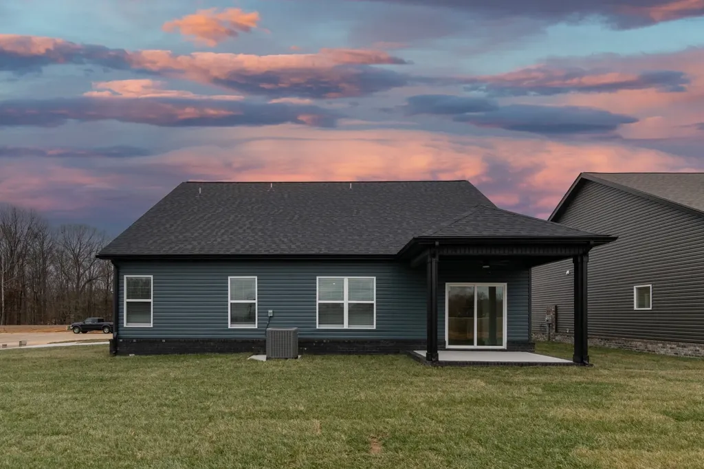 121 Miller Farm Clarksville TN 37043