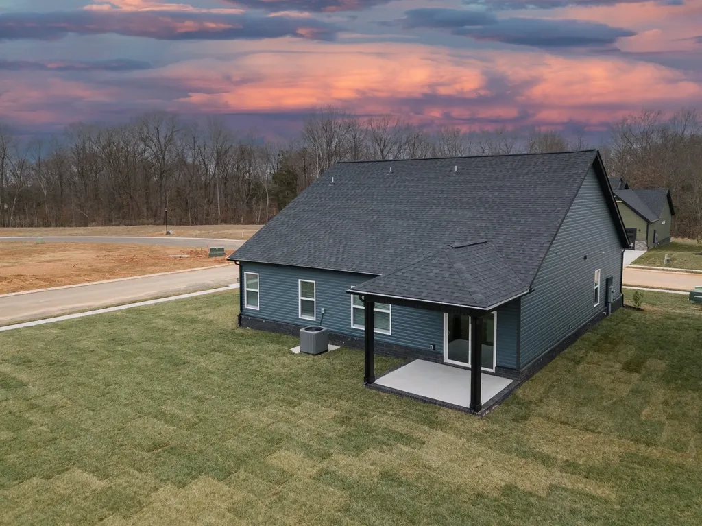 121 Miller Farm Clarksville TN 37043