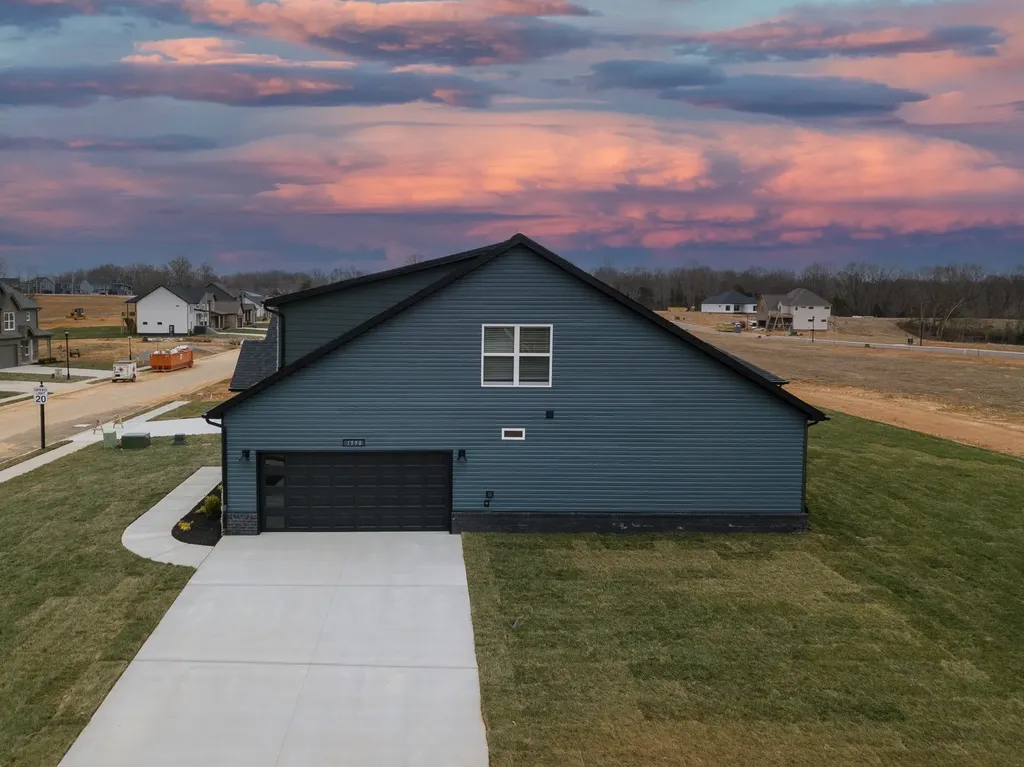 121 Miller Farm Clarksville TN 37043