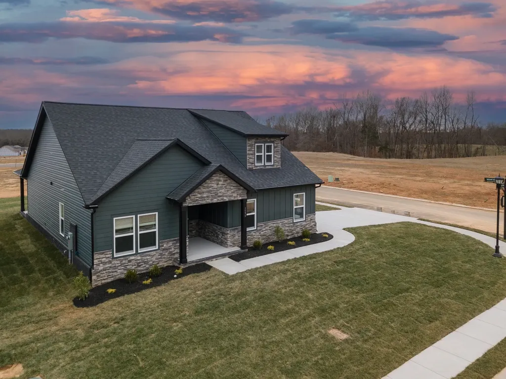 121 Miller Farm Clarksville TN 37043