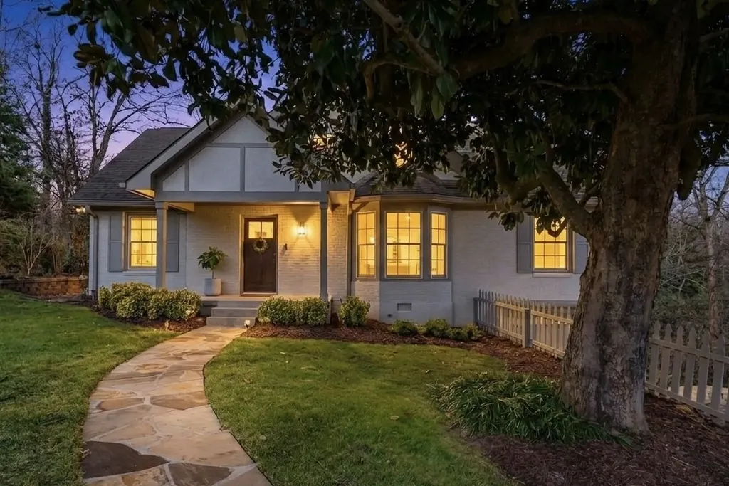 1116 Brookmeade Drive Nashville TN 37204