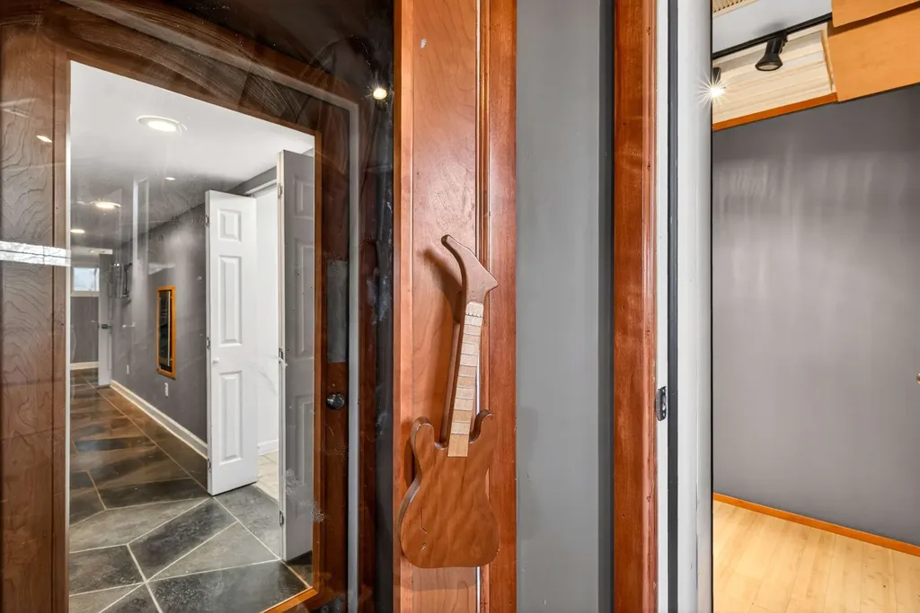 1116 Brookmeade Drive Nashville TN 37204