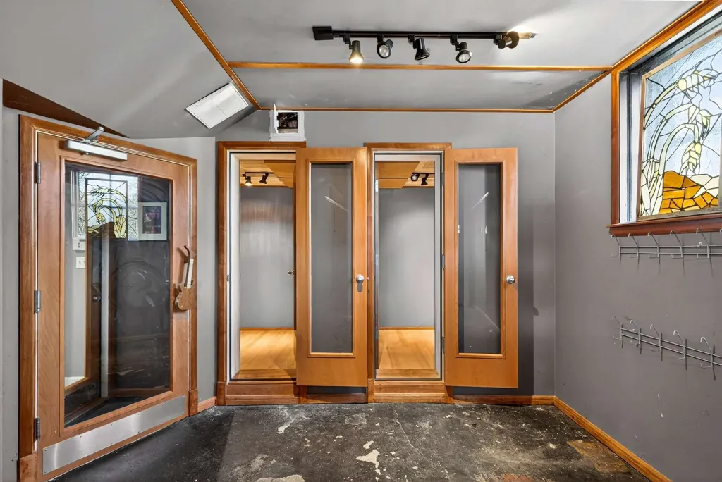 1116 Brookmeade Drive Nashville TN 37204
