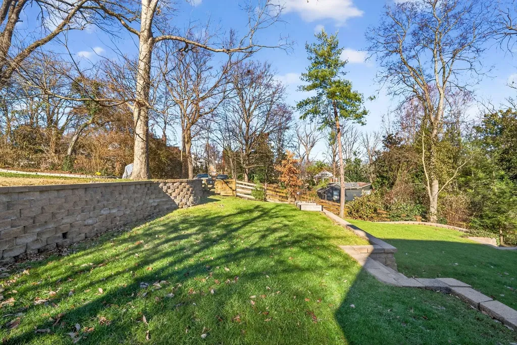 1116 Brookmeade Drive Nashville TN 37204