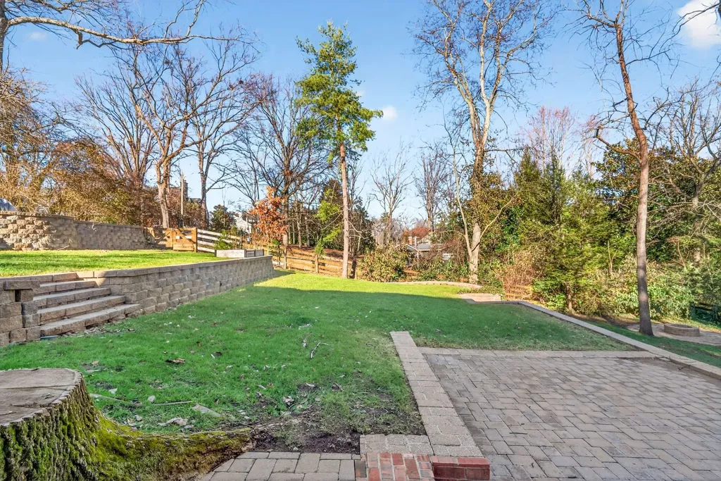 1116 Brookmeade Drive Nashville TN 37204