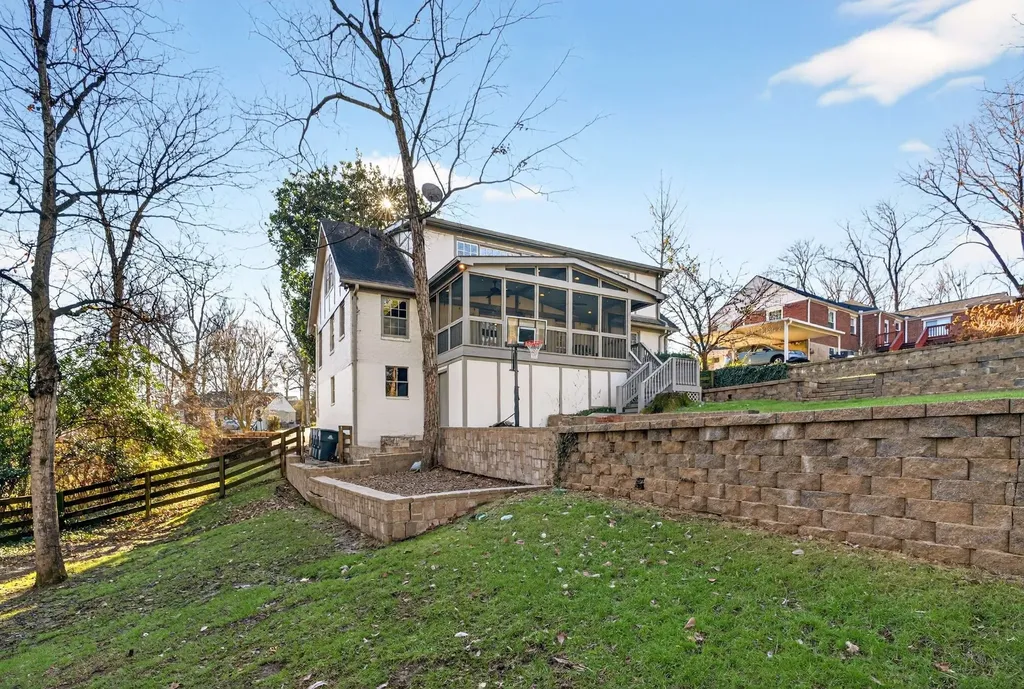 1116 Brookmeade Drive Nashville TN 37204