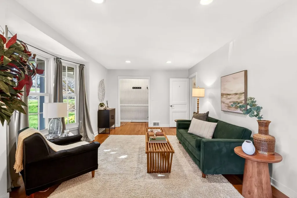 1116 Brookmeade Drive Nashville TN 37204