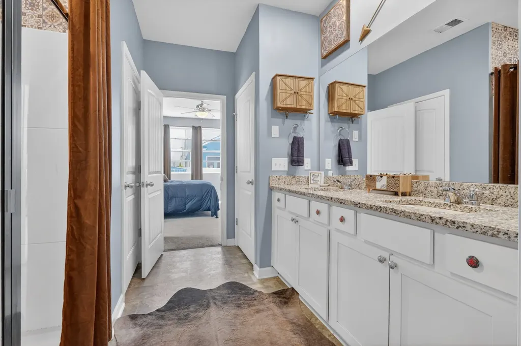 5390 Owens Lane White House TN 37188