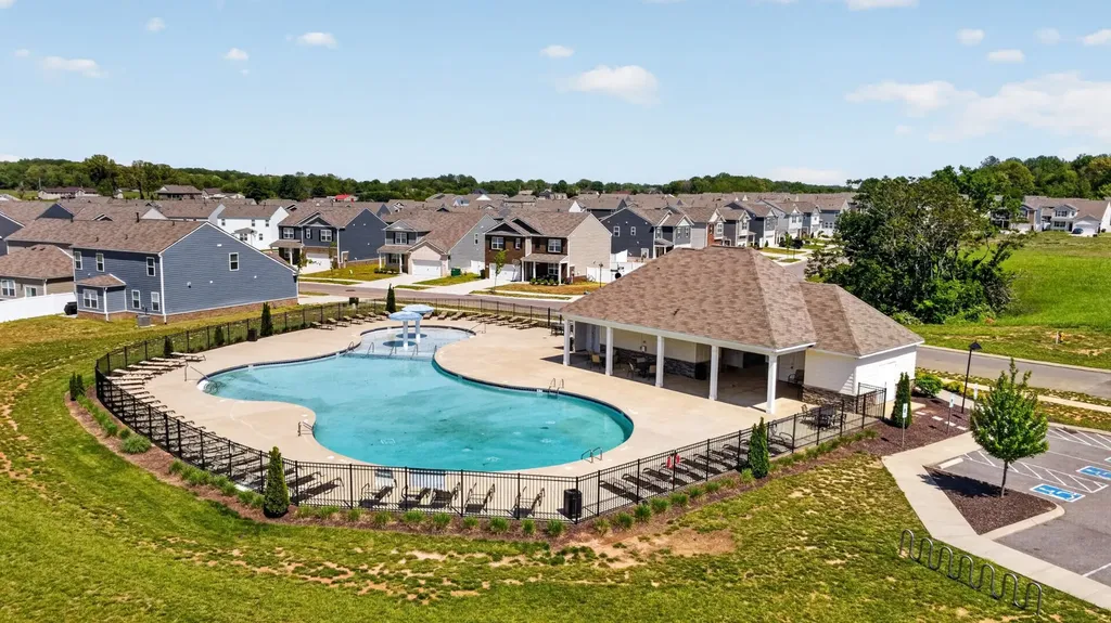 5390 Owens Lane White House TN 37188
