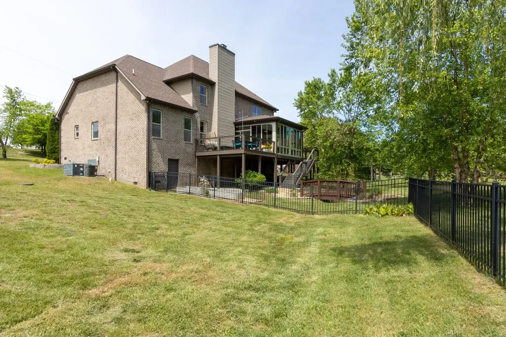 843 Ridgetop Drive Mount Juliet TN 37122