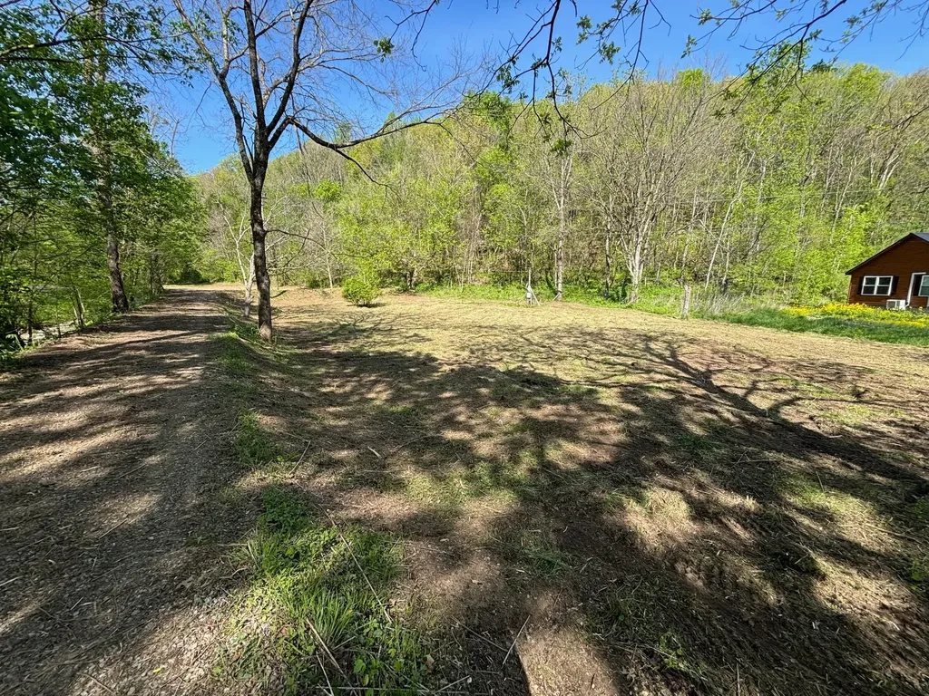 7792 Burks Road Christiana TN 37037