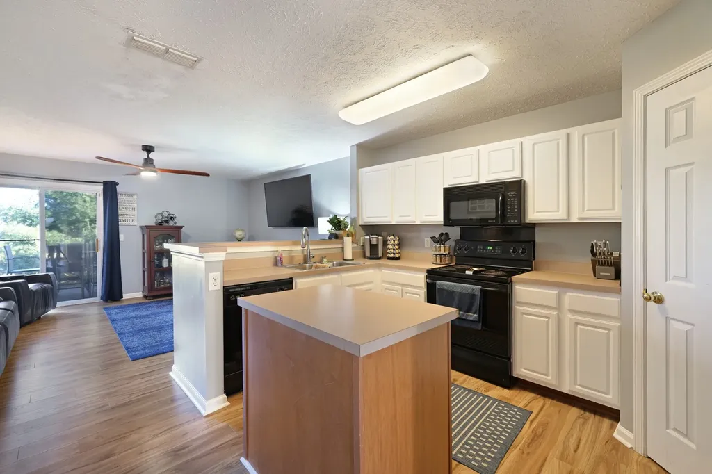 141 Shadow Glen Drive Nashville TN 37211