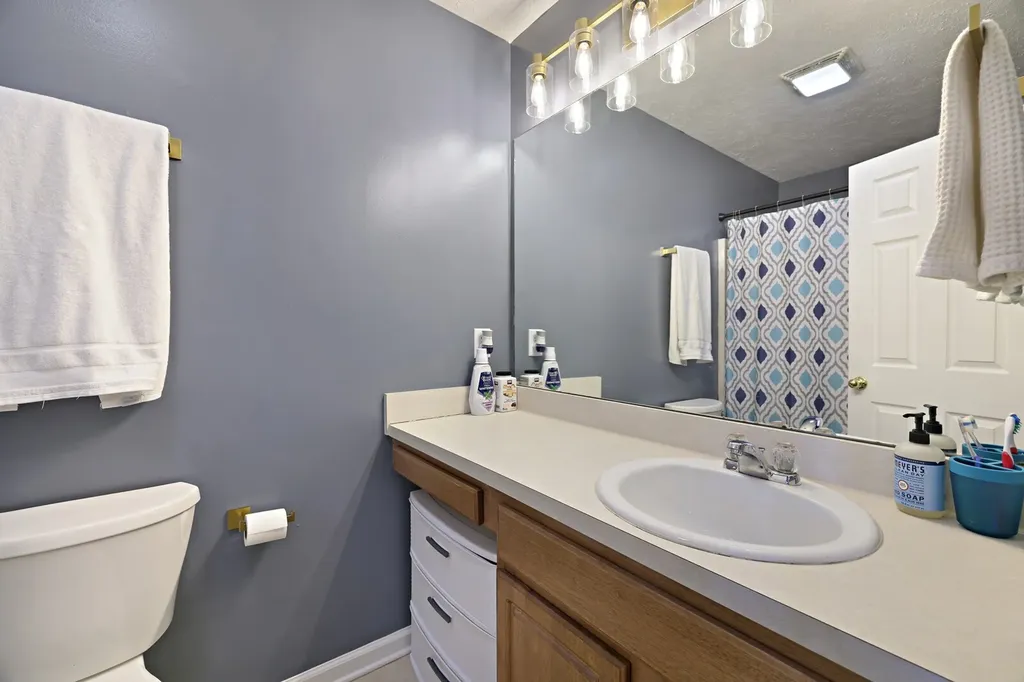 141 Shadow Glen Drive Nashville TN 37211