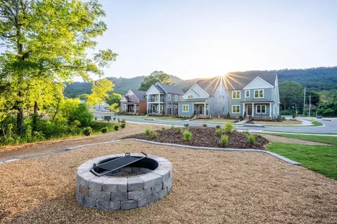 1317 Thomas Avenue Chattanooga TN 37409