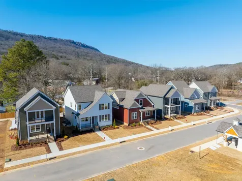 1317 Thomas Avenue Chattanooga TN 37409