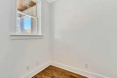 1297 Thomas Avenue Chattanooga TN 37409