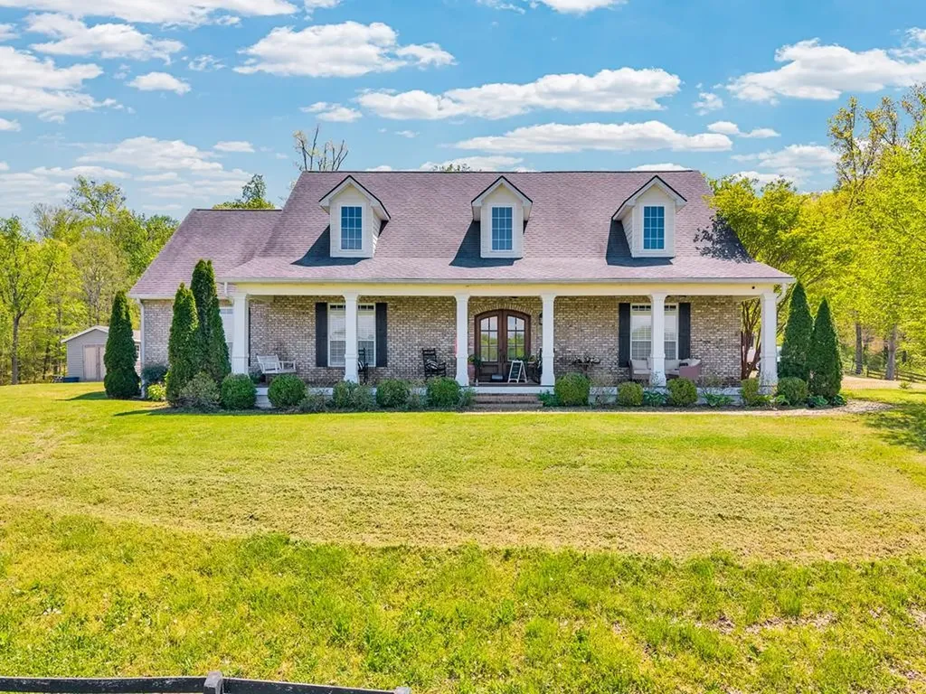36313635 Louisville Road Louisville TN 37777