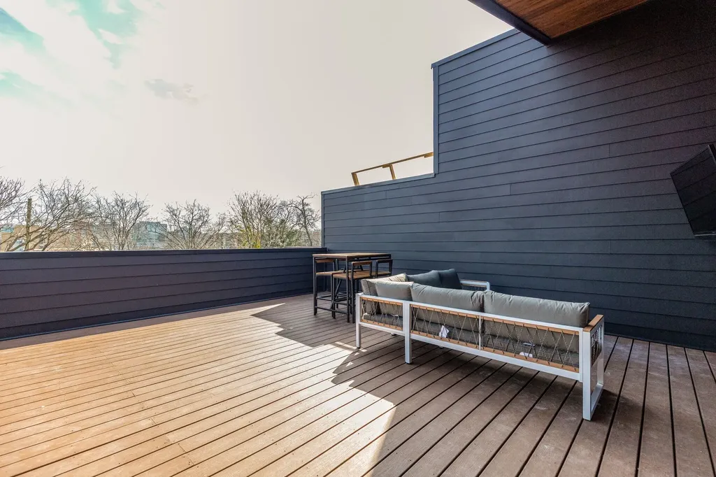 613A 21st Ave, N Nashville TN 37203