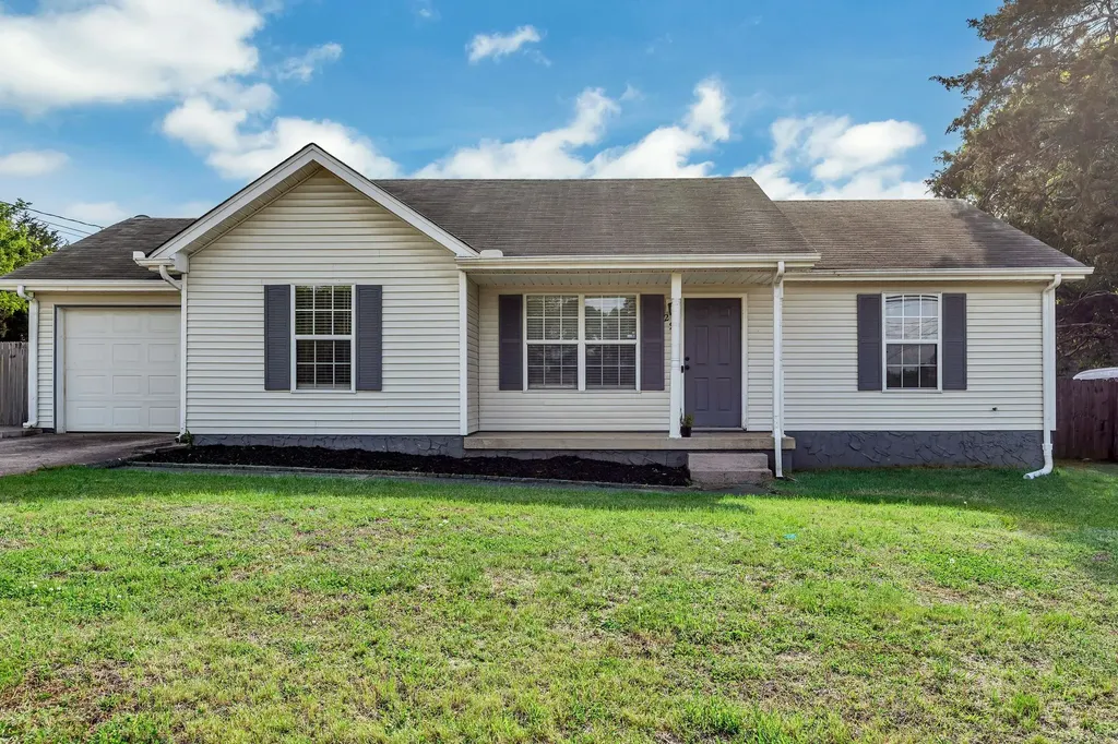 290 Old Nashville Highway La Vergne TN 37086