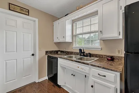 290 Old Nashville Highway La Vergne TN 37086