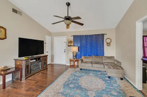290 Old Nashville Highway La Vergne TN 37086