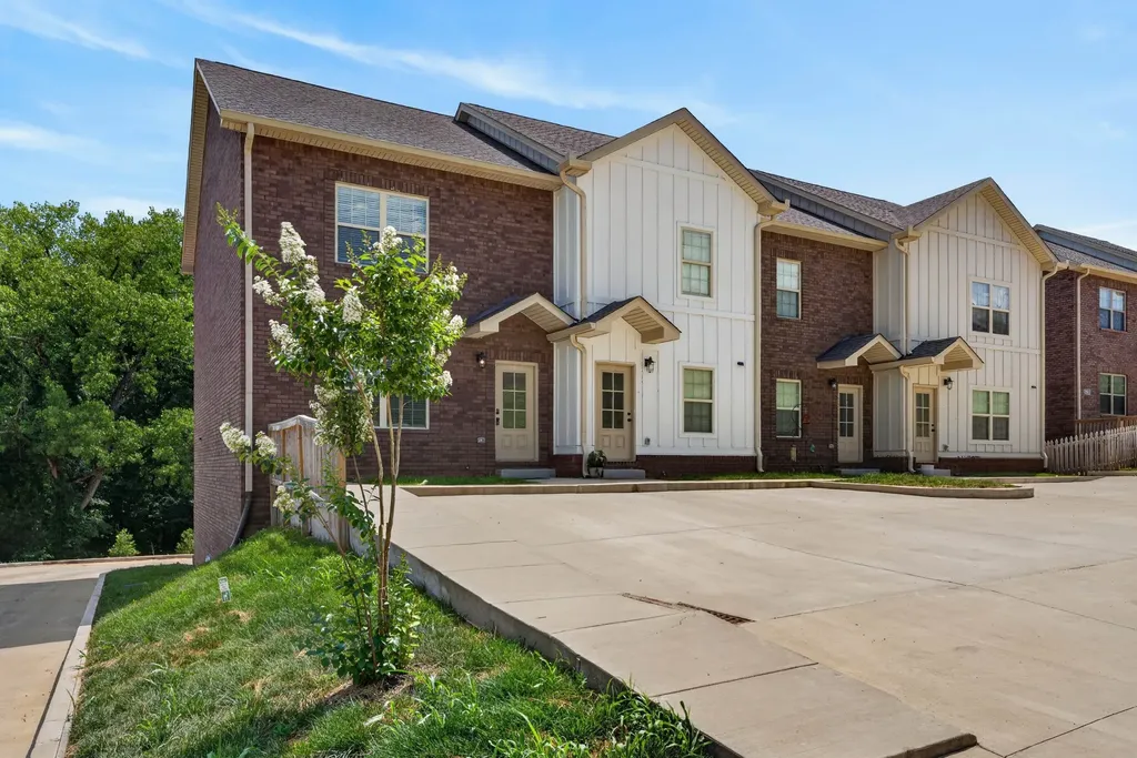 500 Peachers Mill Road Clarksville TN 37042