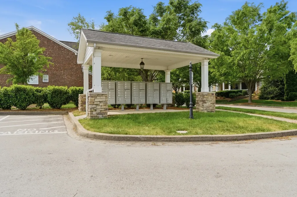 268 Pennystone Circle Franklin TN 37067