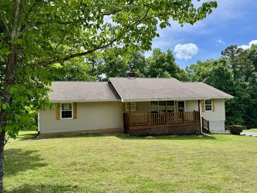 9814 Lakeside Road Harrison TN 37341