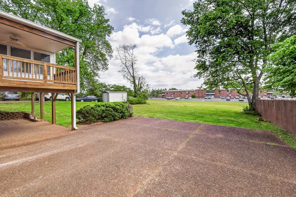 8308 Terry Lane Hermitage TN 37076
