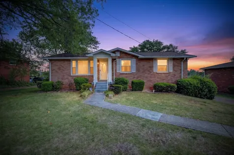 8308 Terry Lane Hermitage TN 37076