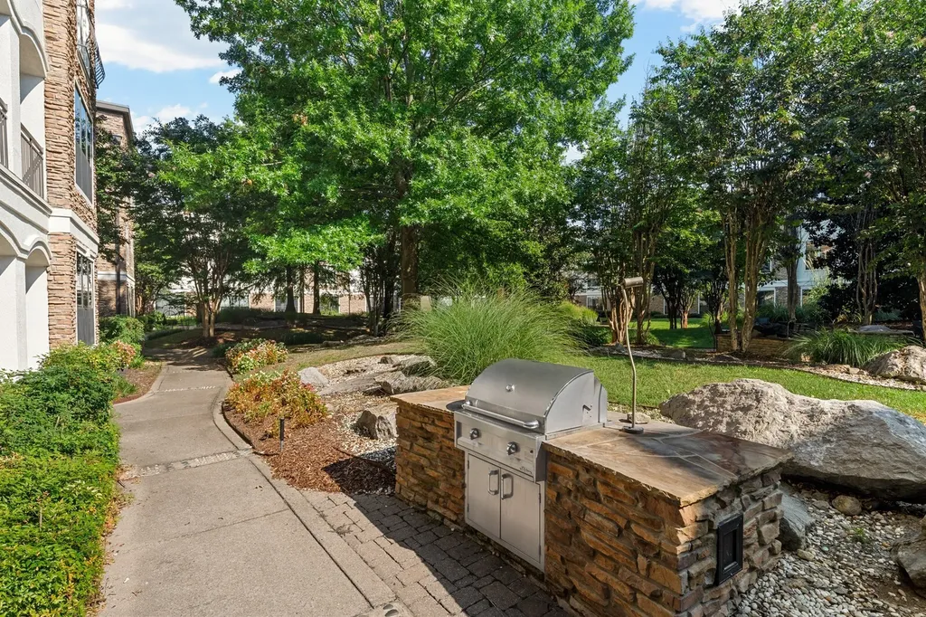 2600 Hillsboro Park Nashville TN 37212
