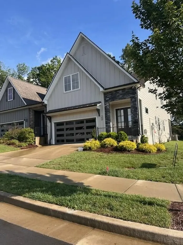 3058 Wiltshire Park Place Hermitage TN 37076