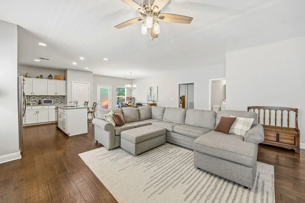 258 Telavera Drive White House TN 37188