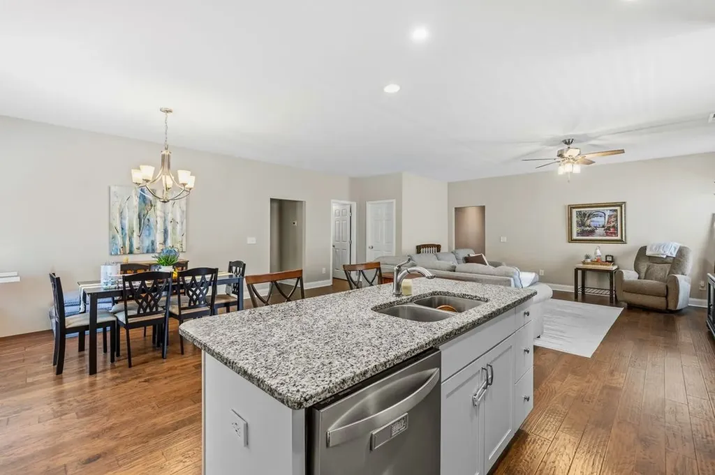 258 Telavera Drive White House TN 37188