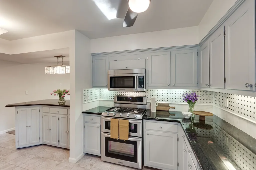 328 Elmington Avenue Nashville TN 37205