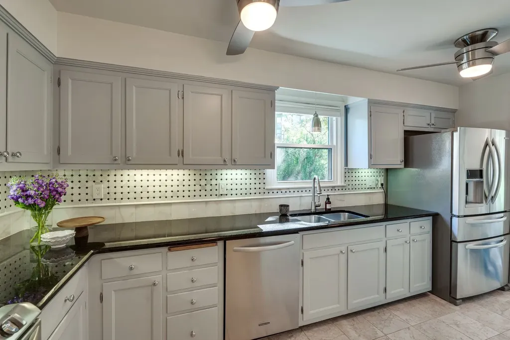 328 Elmington Avenue Nashville TN 37205